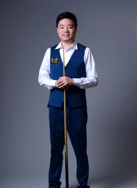 足球意大利名将宣布退役，时代落幕