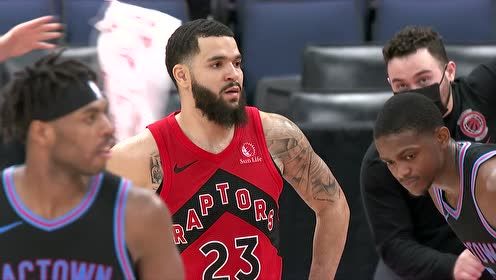 林加德参加综艺展示自己在首尔的生活，住豪华公寓+喜欢护肤